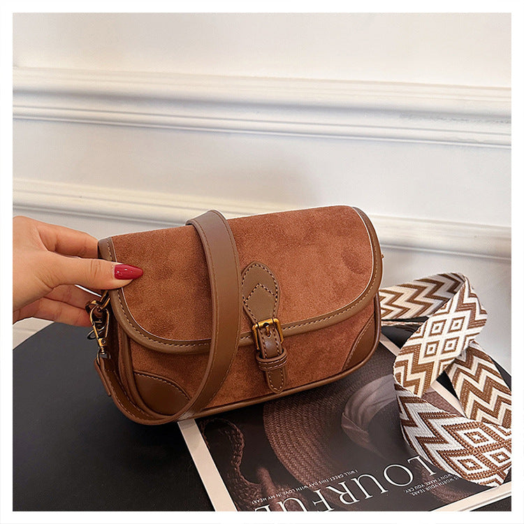 Suede-Effect Everyday Crossbody - shoulder bag detail
