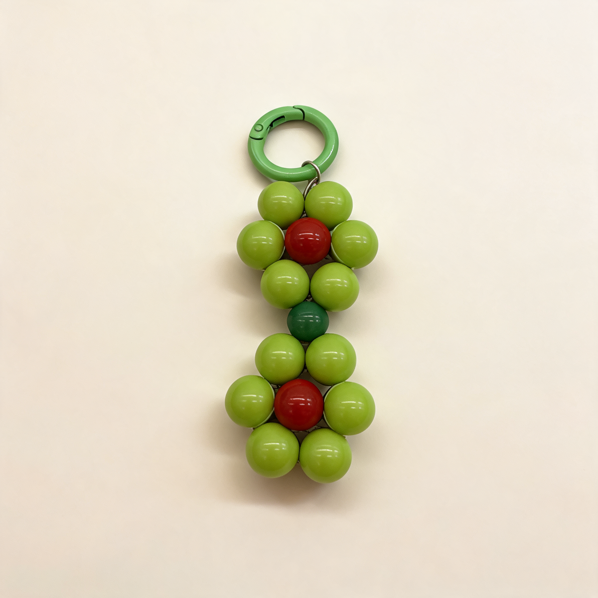Beaded Daisy Loop Bag Charm — front product view | Mak&Malva gallery 1-3