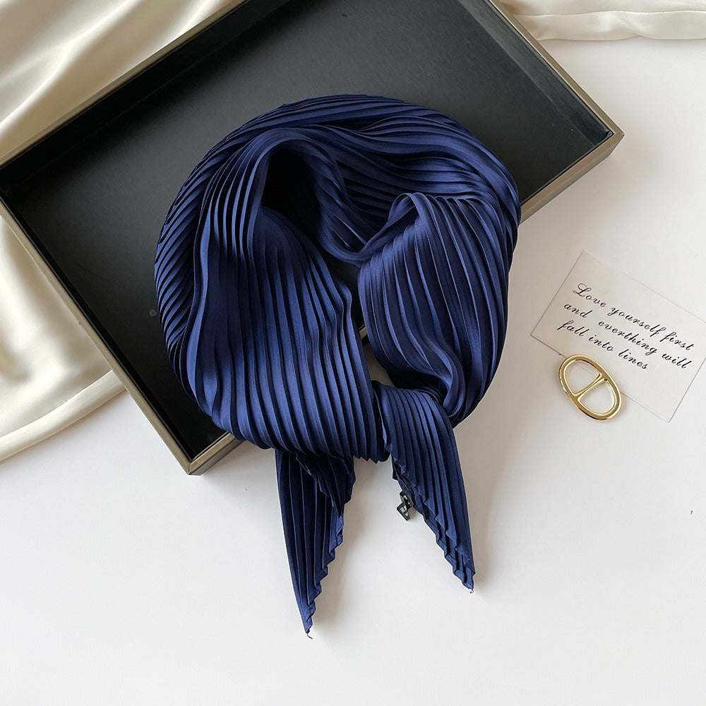 Pleated Square Scarf 70 - Dark blue