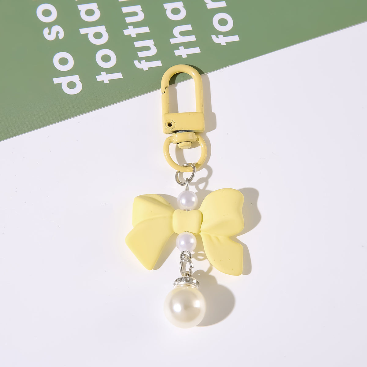 Pastel Bow and Pearl-Look Charm - Yellow
