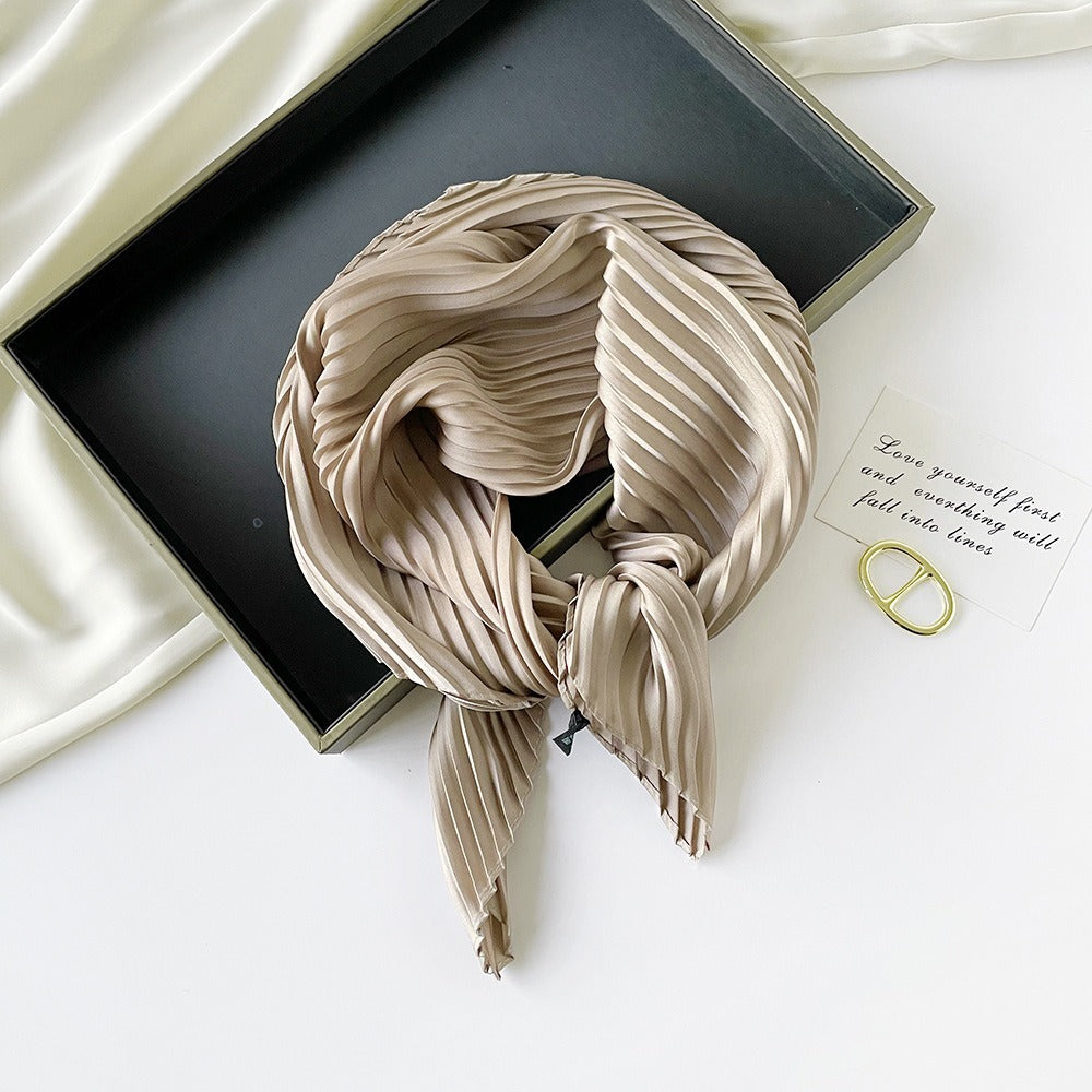 Pleated Square Scarf 70 - Champagne