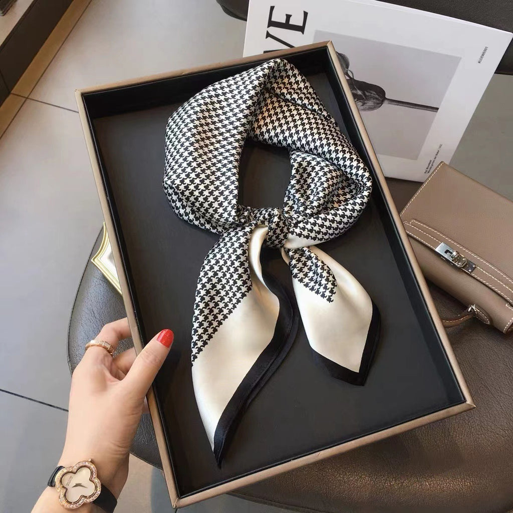 Houndstooth Square Scarf - Black Houndstooth