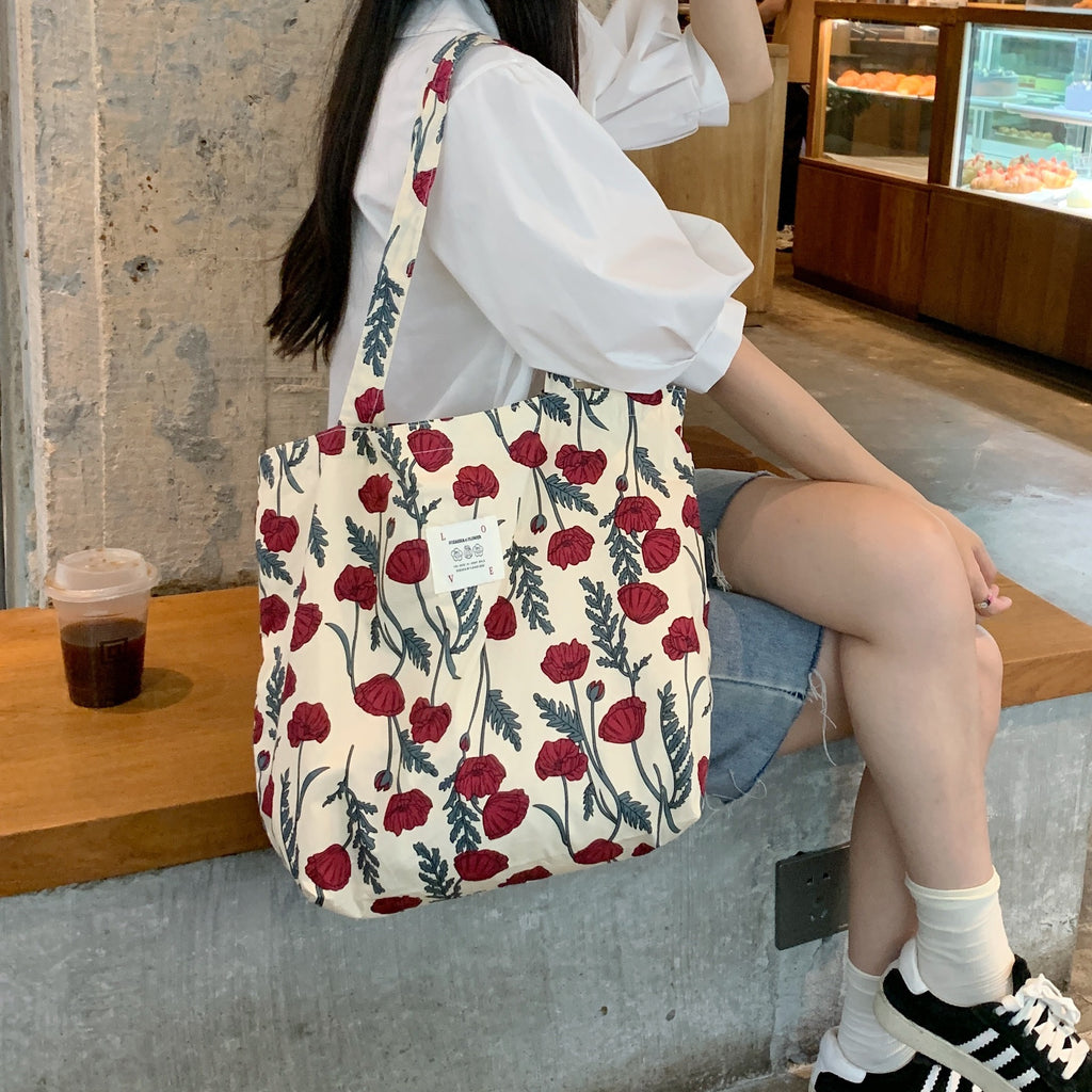 Poppy Garden Tote - Poppies