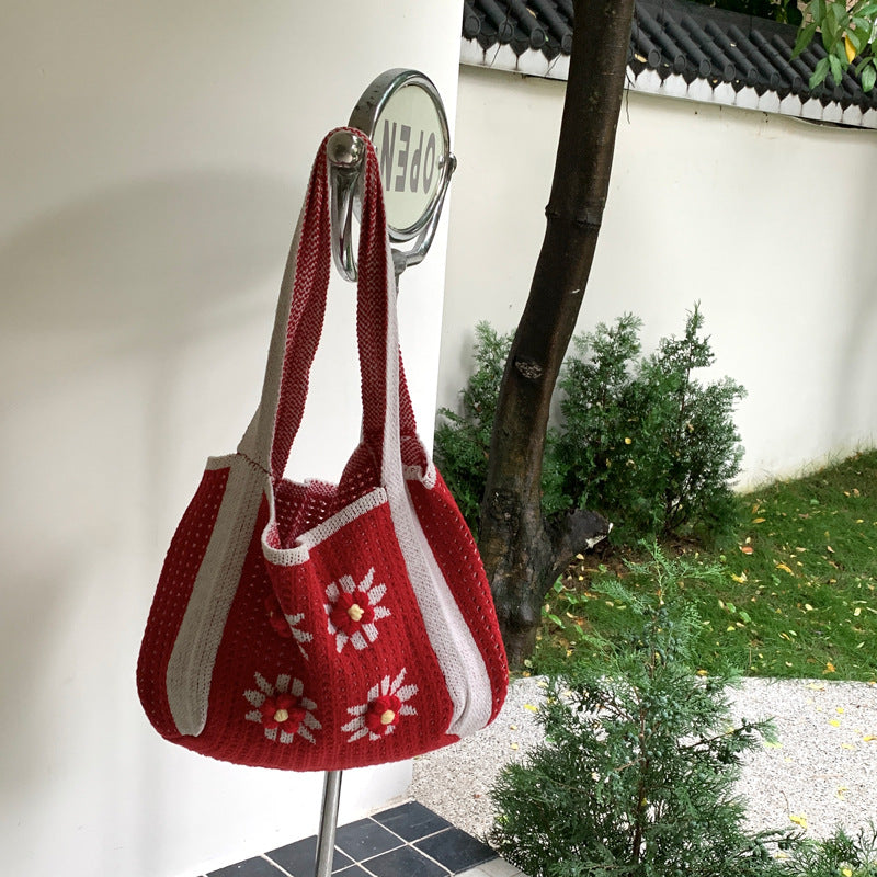 Daisy Knit Shoulder Bag - Red Daisy